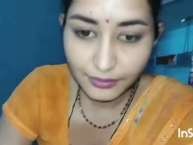 Indian wifey Lalita bhabhi gets her cootchie boinked by her husband's acquaintance