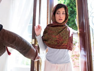 Nadia Ali & Jovan Jordan get ultra-kinky with each other as they help the hijab-dressed in teen to the surroundings