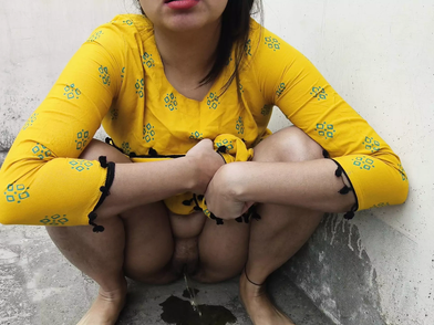 Saheb Pagar Bada Do Me Sab Kuch De Dungi - Hindi Filthy Chatting Harcore MILF with a deep throat